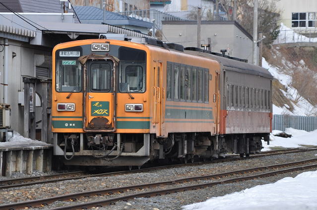 折り返し津軽五所川原行のストーブ列車