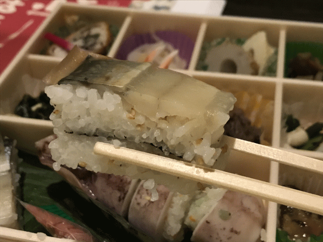 とっとりの居酒屋のあご寿司