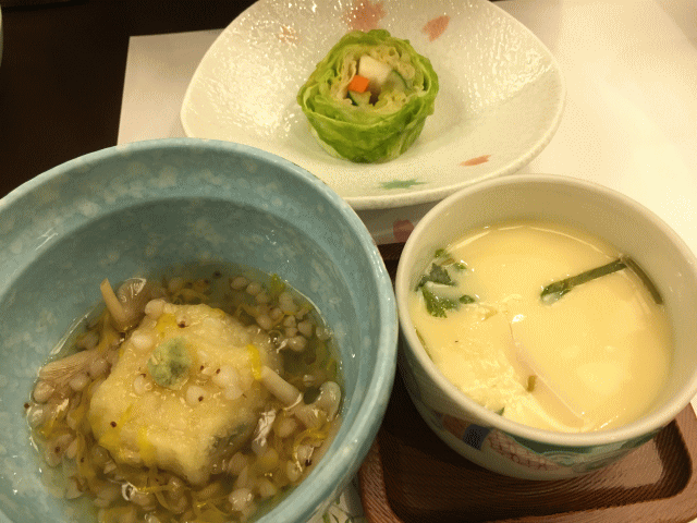 福島県の栄楽館の食事（夕食の副菜的なもの）