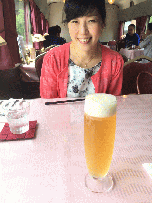 東川口のレストラン「グランシャリオ」で生ビール