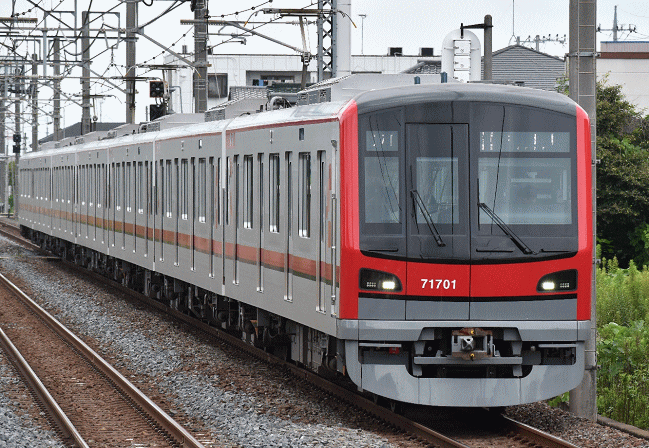 東武鉄道の日比谷線直通の新型車両の70000系
