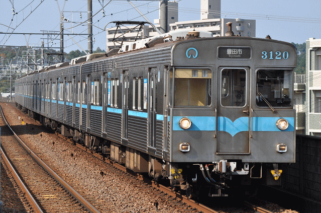 三好ヶ丘駅にて鶴舞線の3000形電車を撮影