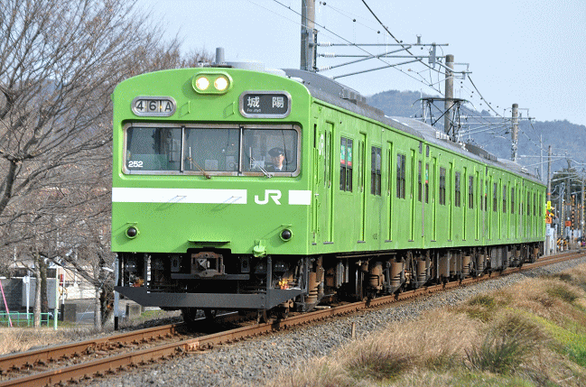 奈良線の103系電車（丹波橋駅付近の撮影地）