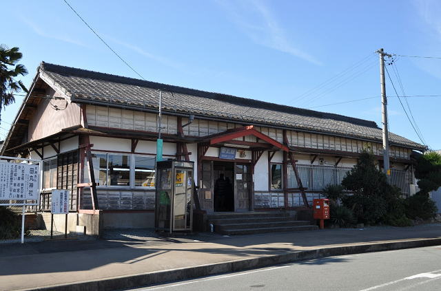 田丸駅の外観