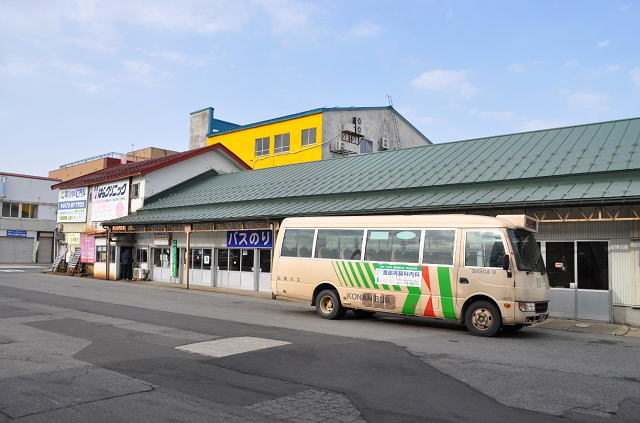 五所川原駅のバス待合所