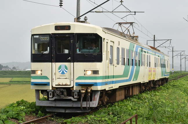 8100系（阿武隈急行の横倉駅にて撮影）