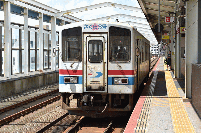 鳥取駅にて若桜鉄道からの直通列車