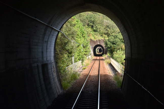 阿佐海岸鉄道の軌道やトンネル