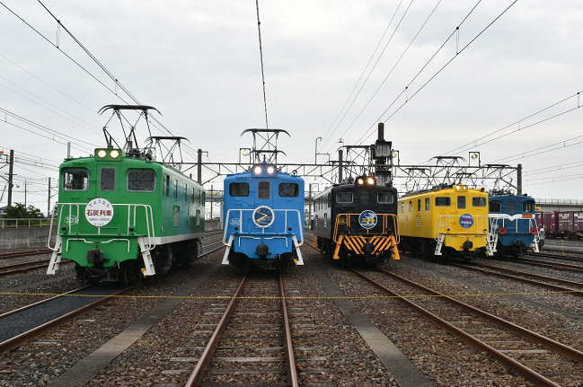 デキ505、302、201、502、108号とヘッドマーク