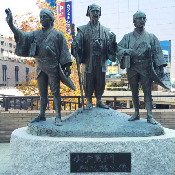 水戸駅前の、水戸黄門の銅像