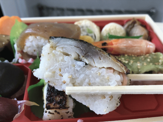 龍馬弁の焼き鯖寿司