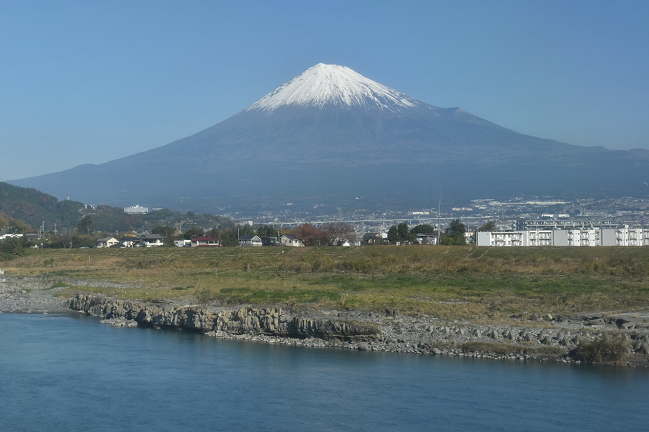 東海道本線から見た富士山