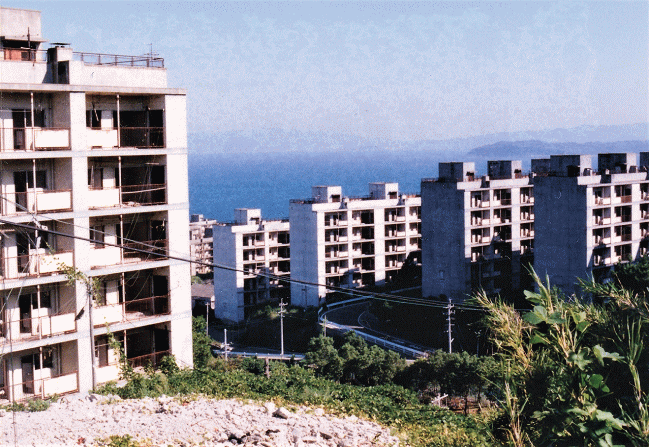 28年前の高島の炭鉱住宅