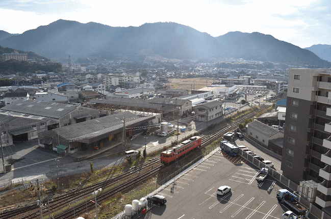 萩ロイヤルインテリジェントホテルからみた鉄道の眺め