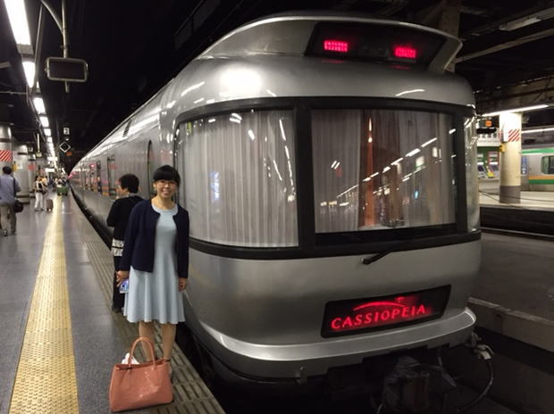上野駅にて、カシオペア号と記念写真