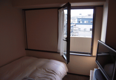 アパ(APA)ホテル大阪天満の窓
