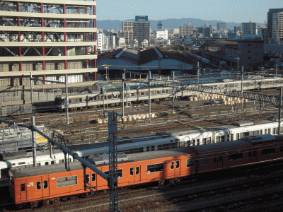 ハートンホテル西梅田から見える鉄道の様子