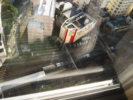 アワーズイン阪急からの鉄道の眺め