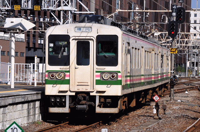 横川行107系電車
