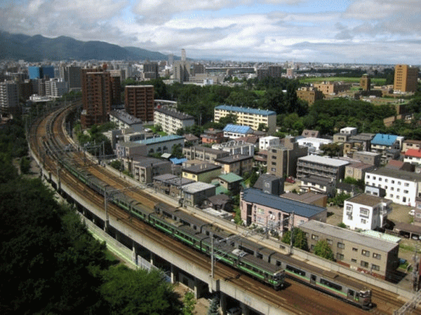 京王プラザホテル札幌から見た鉄道の眺め