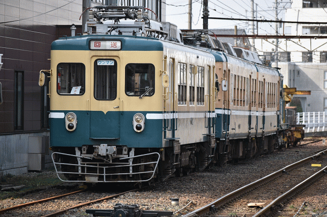 元名古屋市営地下鉄のモハ６０２と２００形２０３編成、更に奥に電気機関車デキ３が留置