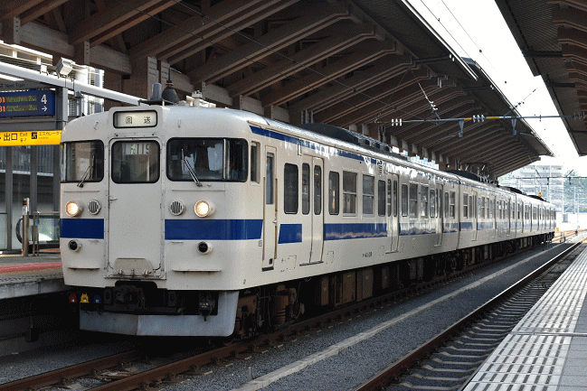 415系・熊本駅にて