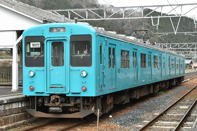 クモハ105-501（吉野口駅）