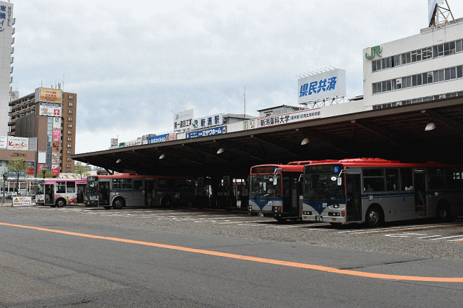 新潟駅万代口にあるバスターミナル