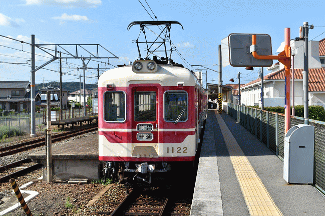 神戸電鉄の終点粟生駅