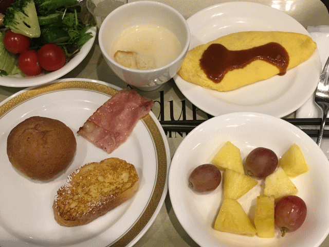 東武ホテルレバント東京の朝食バイキングで食べた洋食