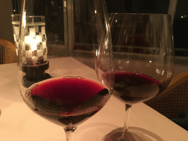 フレンチレストラン「シュールラメール」で飲んだ赤ワイン