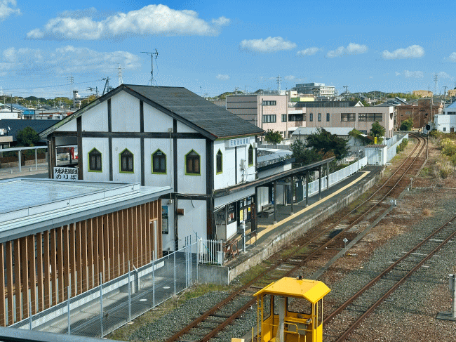 天竜浜名湖鉄道新所原駅の駅舎