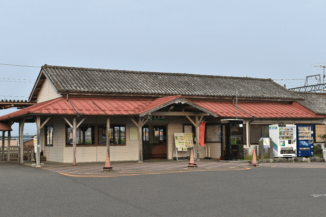 揖斐駅の駅舎